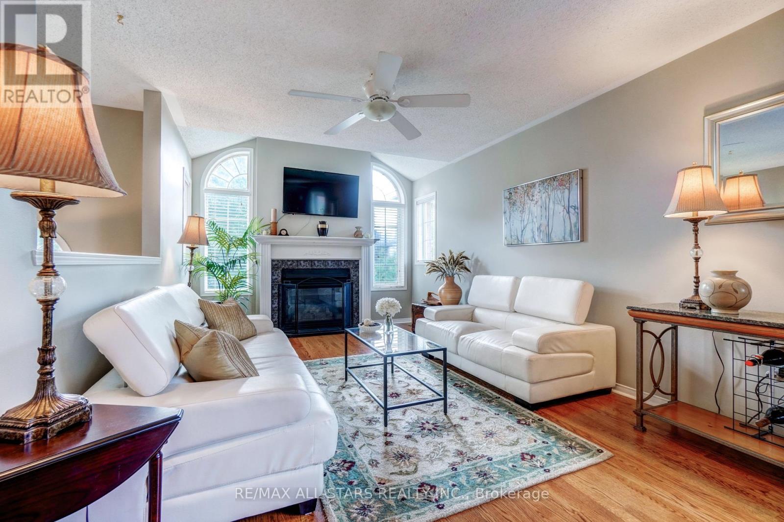 29 Fourth Avenue N, Uxbridge, Ontario  L9P 1V5 - Photo 5 - N13547974