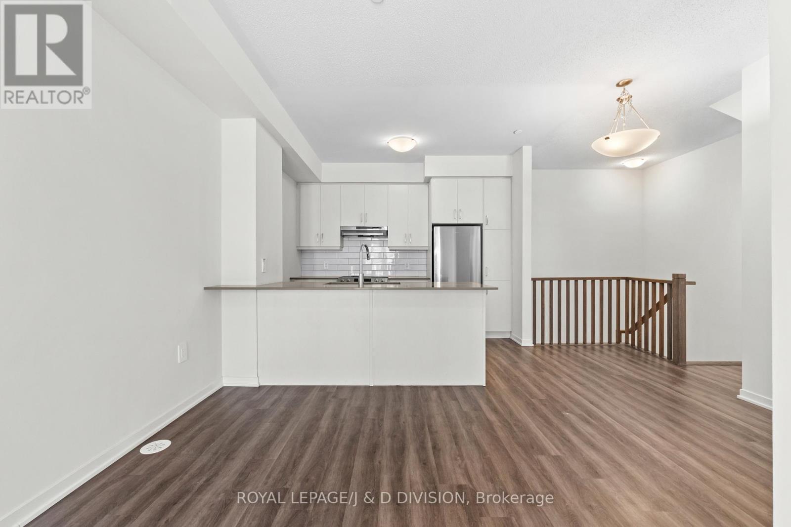 57 - 31 Honeycrisp Crescent, Vaughan, Ontario  L4K 0N6 - Photo 13 - N13547982