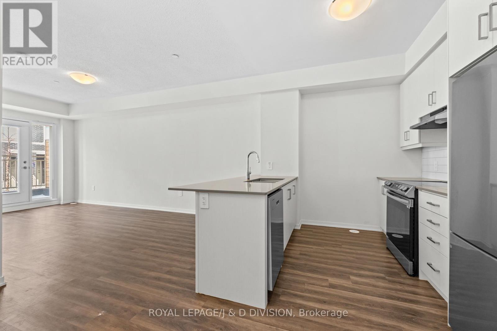 57 - 31 Honeycrisp Crescent, Vaughan, Ontario  L4K 0N6 - Photo 16 - N13547982