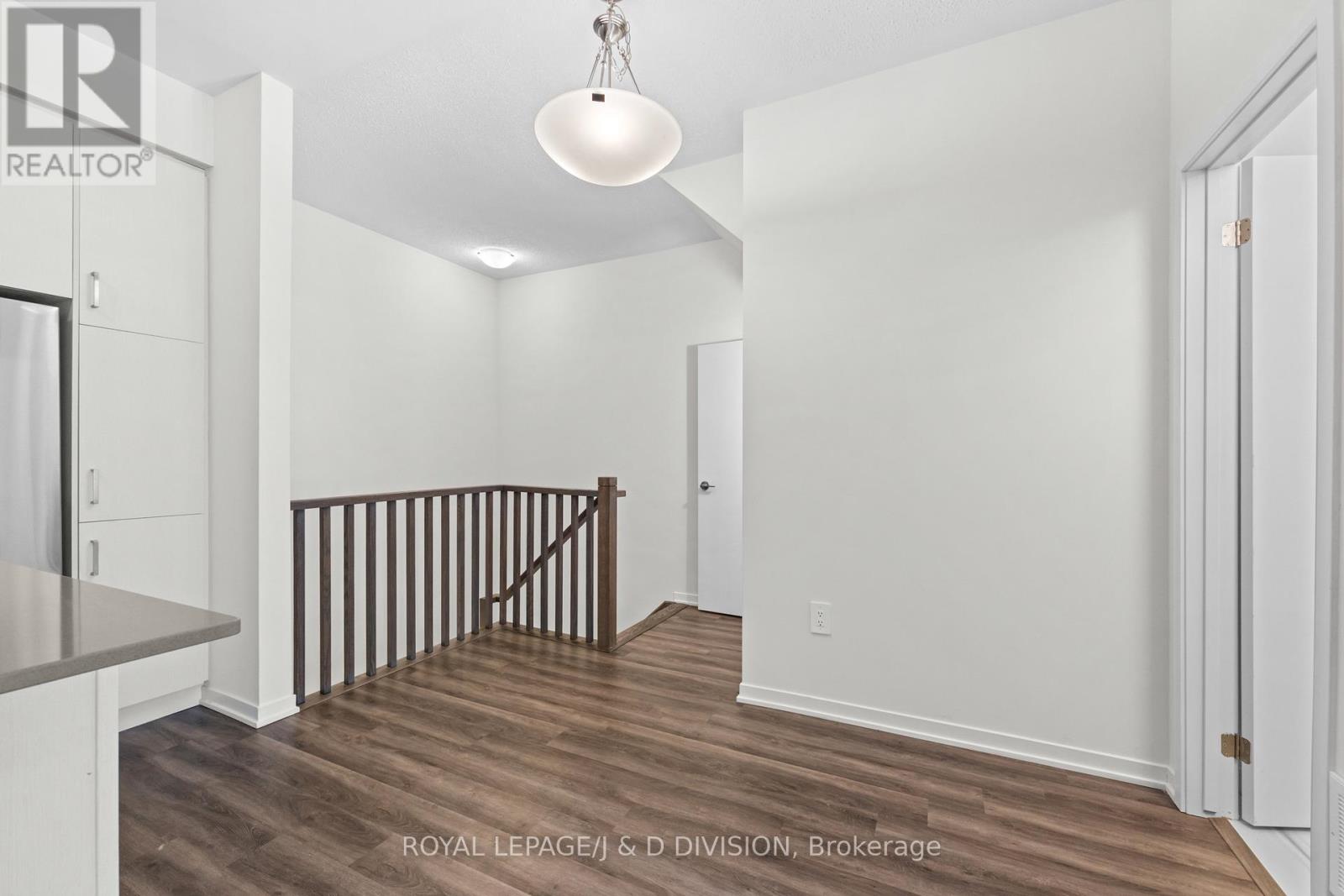 57 - 31 Honeycrisp Crescent, Vaughan, Ontario  L4K 0N6 - Photo 19 - N13547982