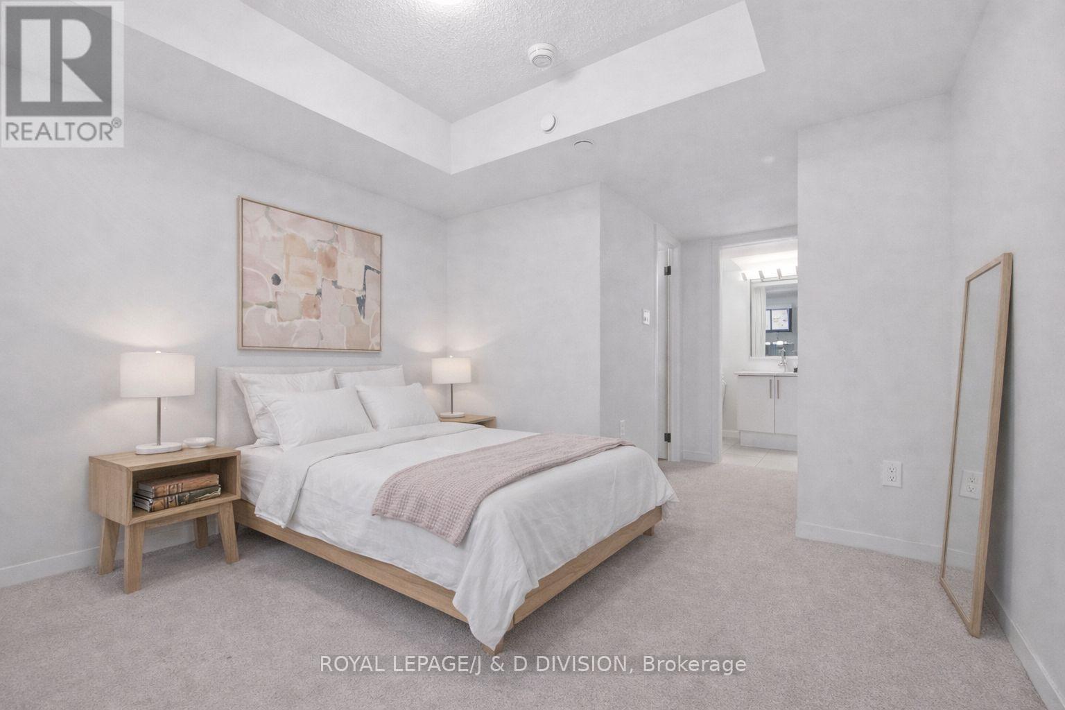 57 - 31 Honeycrisp Crescent, Vaughan, Ontario  L4K 0N6 - Photo 28 - N13547982
