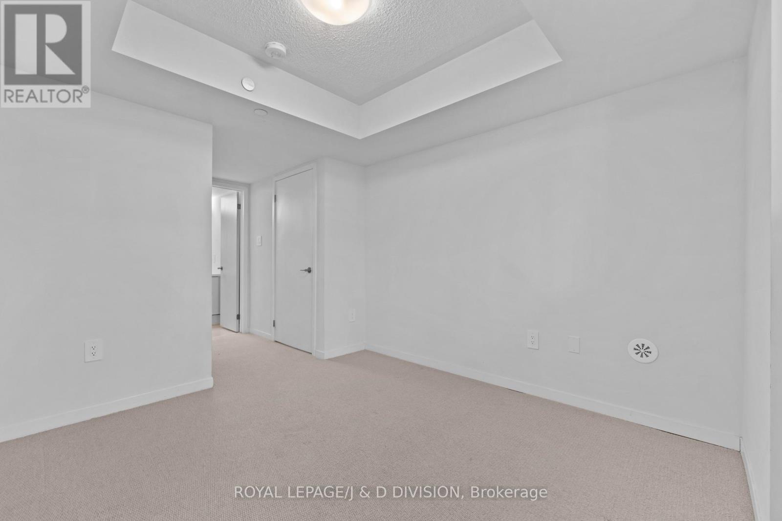 57 - 31 Honeycrisp Crescent, Vaughan, Ontario  L4K 0N6 - Photo 29 - N13547982