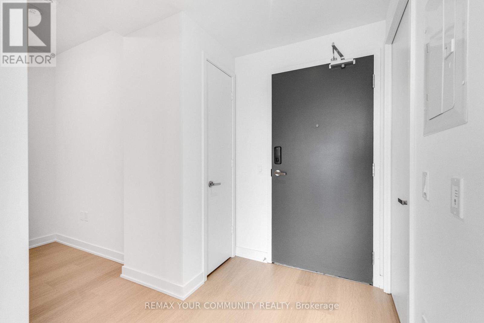 5509 - 448 Burnhamthorpe Road W, Mississauga, Ontario L5B 0R4 - Photo 14 - W13547702