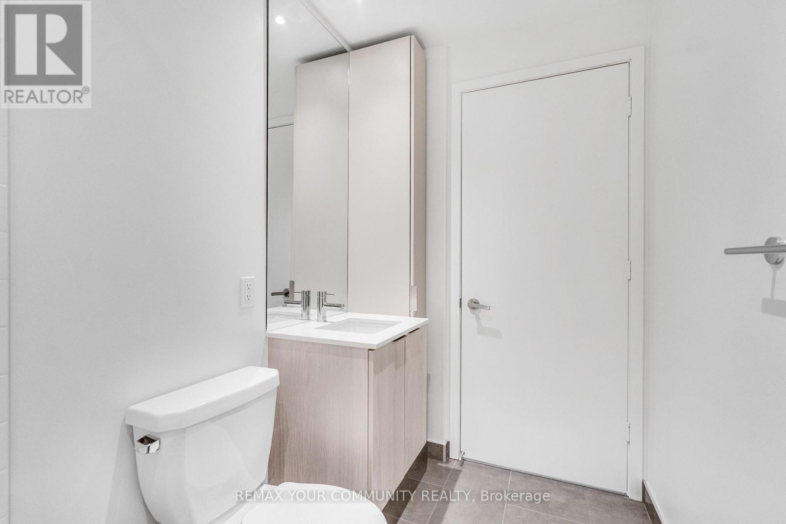 5509 - 448 Burnhamthorpe Road W, Mississauga, Ontario L5B 0R4 - Photo 28 - W13547702
