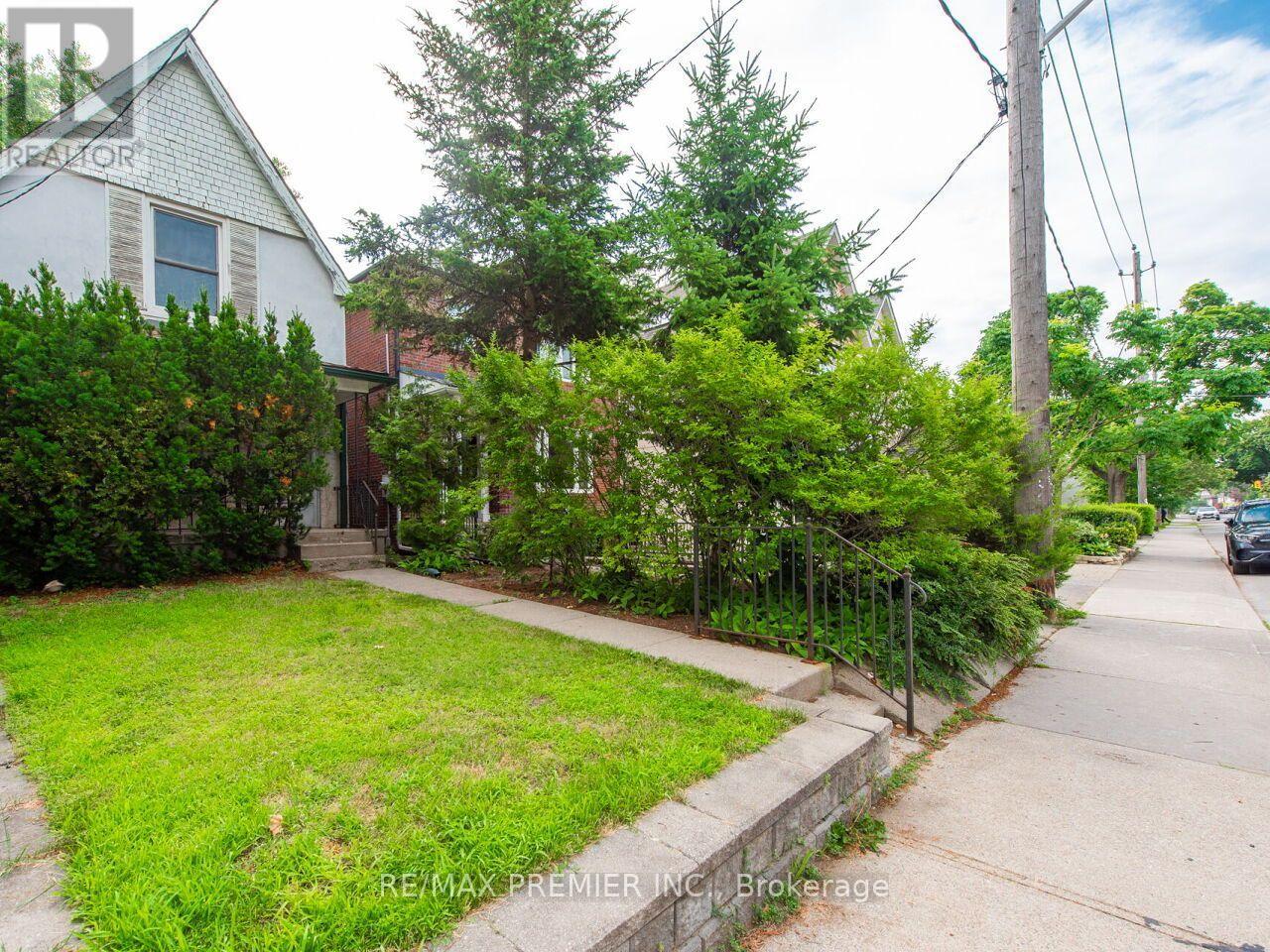 269 Windermere Avenue, Toronto, Ontario  M6S 3K4 - Photo 2 - W13547838