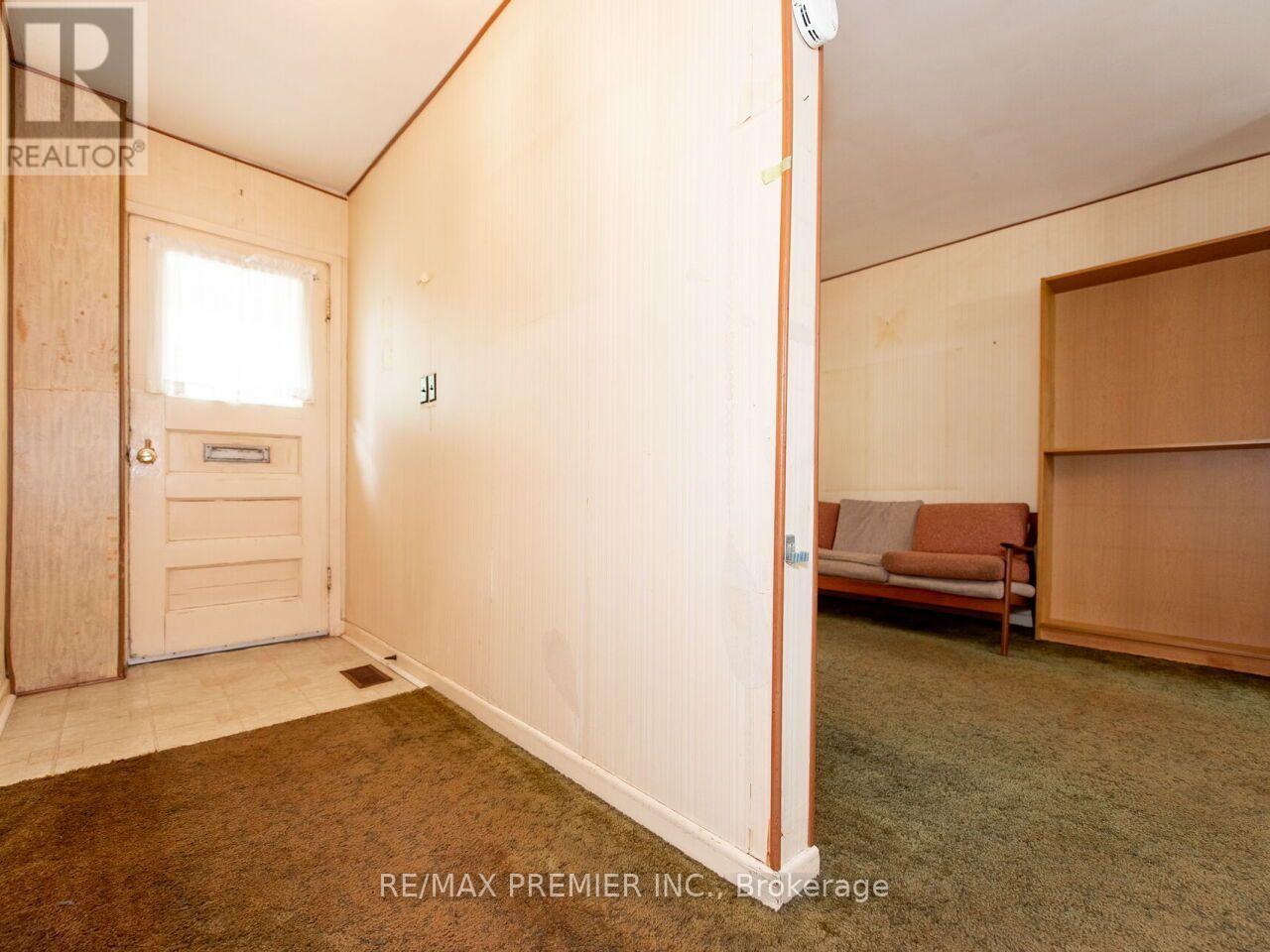 269 Windermere Avenue, Toronto, Ontario  M6S 3K4 - Photo 5 - W13547838