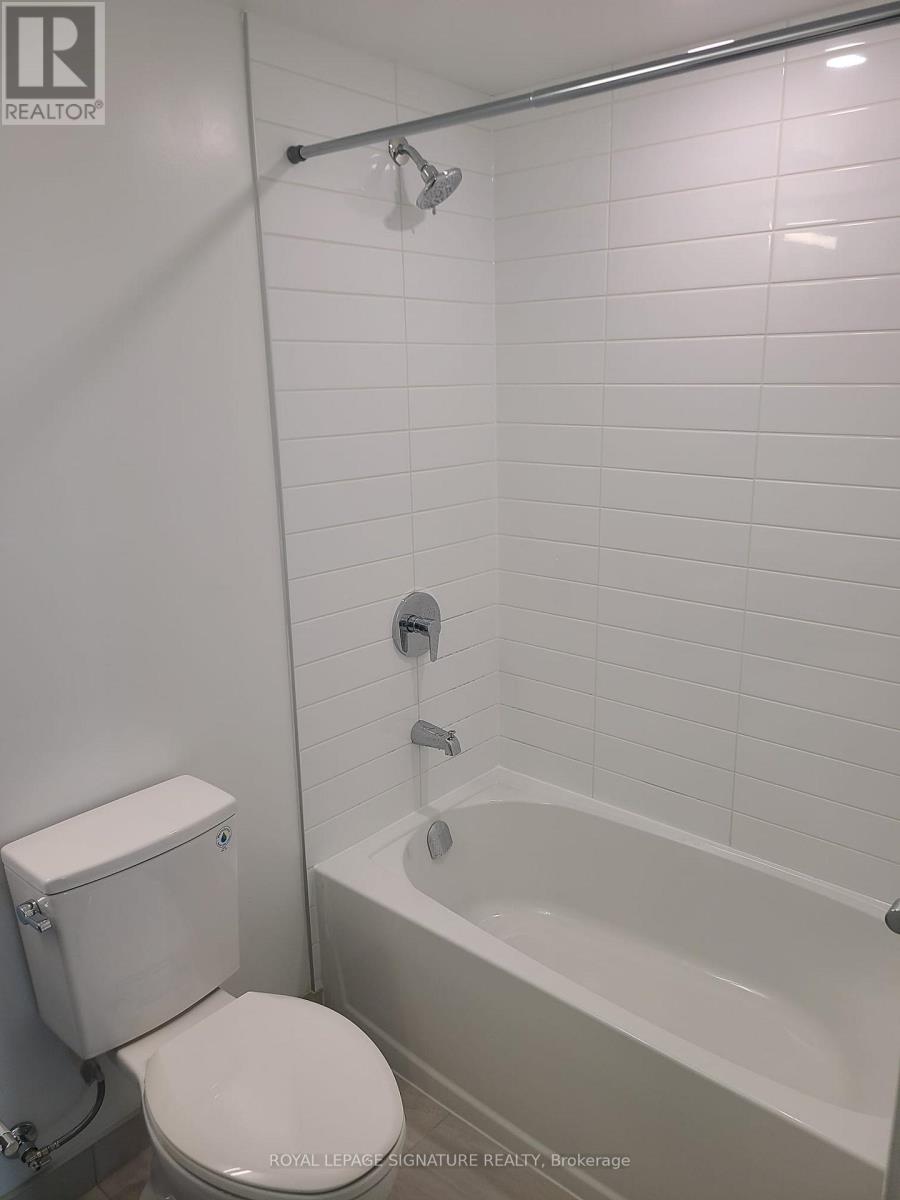 909 - 4010 Eglinton Avenue W, Toronto, Ontario  M9A 0G5 - Photo 11 - W13547920