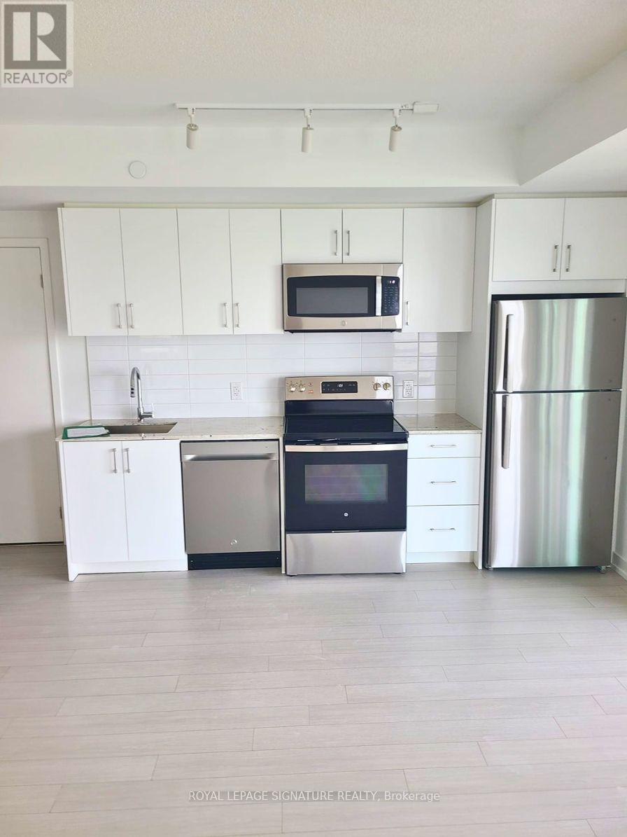 1021 - 4010 Eglinton Avenue W, Toronto, Ontario  M9A 0G5 - Photo 5 - W13547972
