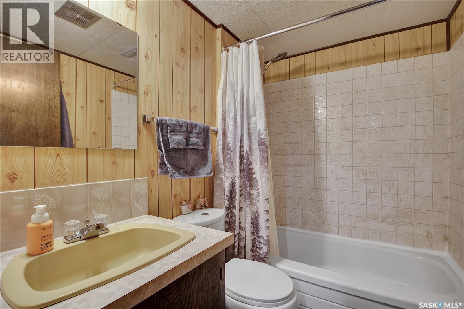 1515 Crerar Drive, Saskatoon, Saskatchewan  S7M 4R8 - Photo 18 - SK042188