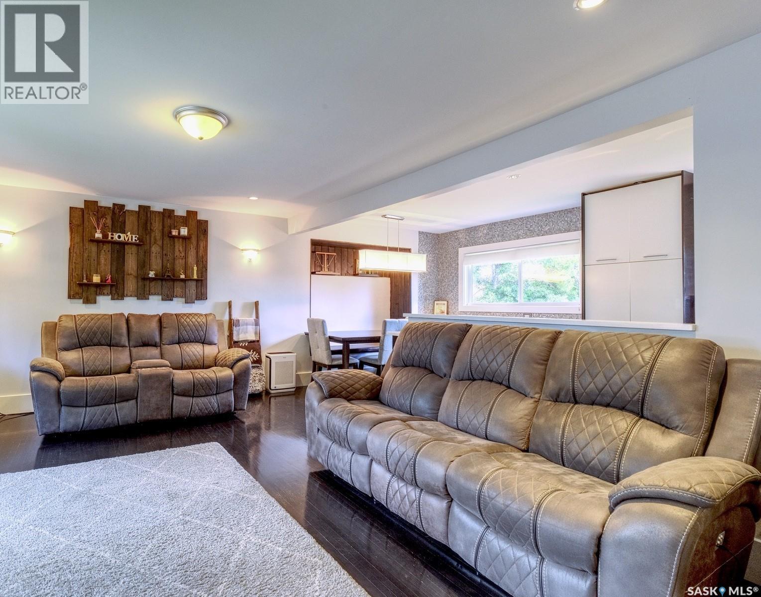 312 4th Avenue E, Rosetown, Saskatchewan  S0L 2V0 - Photo 7 - SK041927