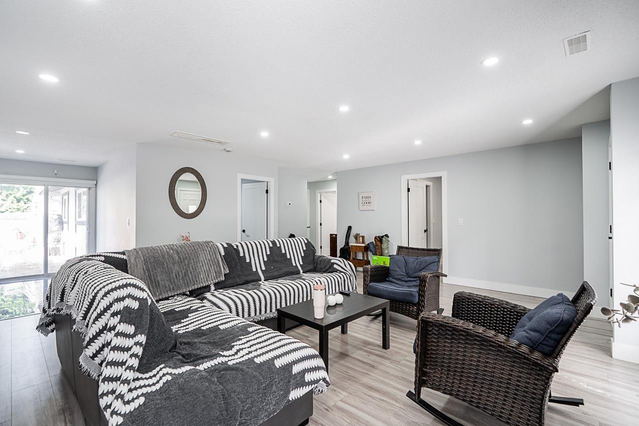 2714 Parkway Drive, Surrey, British Columbia  V4P 1E8 - Photo 6 - R3144913