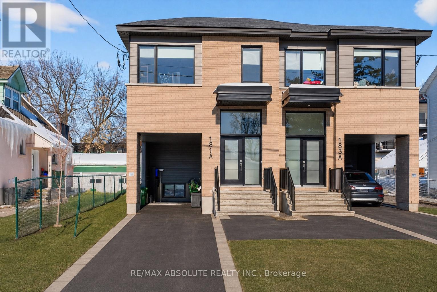 B - 183 Columbus Avenue, Ottawa, Ontario  K1K 1P7 - Photo 1 - X13548126