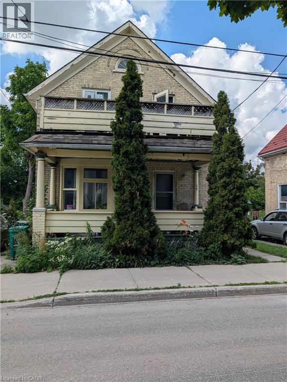 15 Martin Street, Kitchener, Ontario  N2G 2X1 - Photo 1 - 40845175