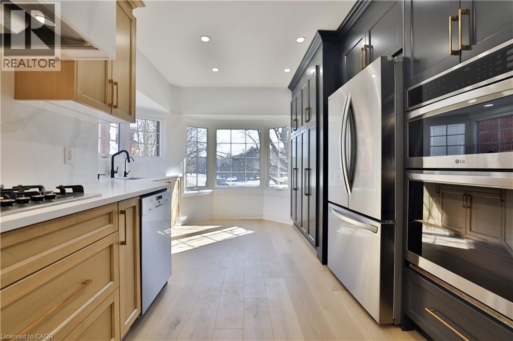 63 Tradewind Drive, Oakville, Ontario  L6L 6K8 - Photo 9 - 40846782
