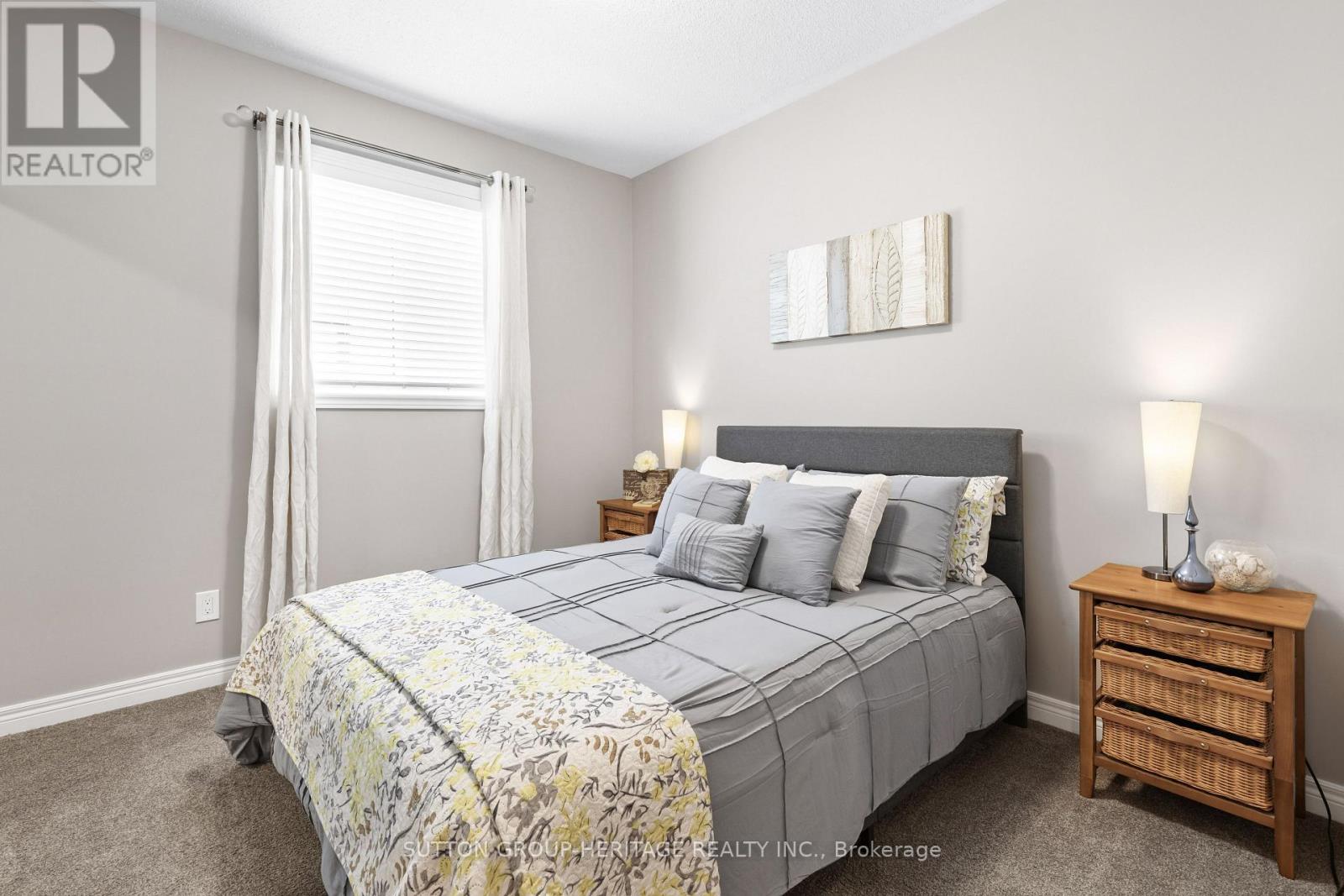 27 Kimberly Drive, Whitby, Ontario  L1M 1K5 - Photo 22 - E13548156
