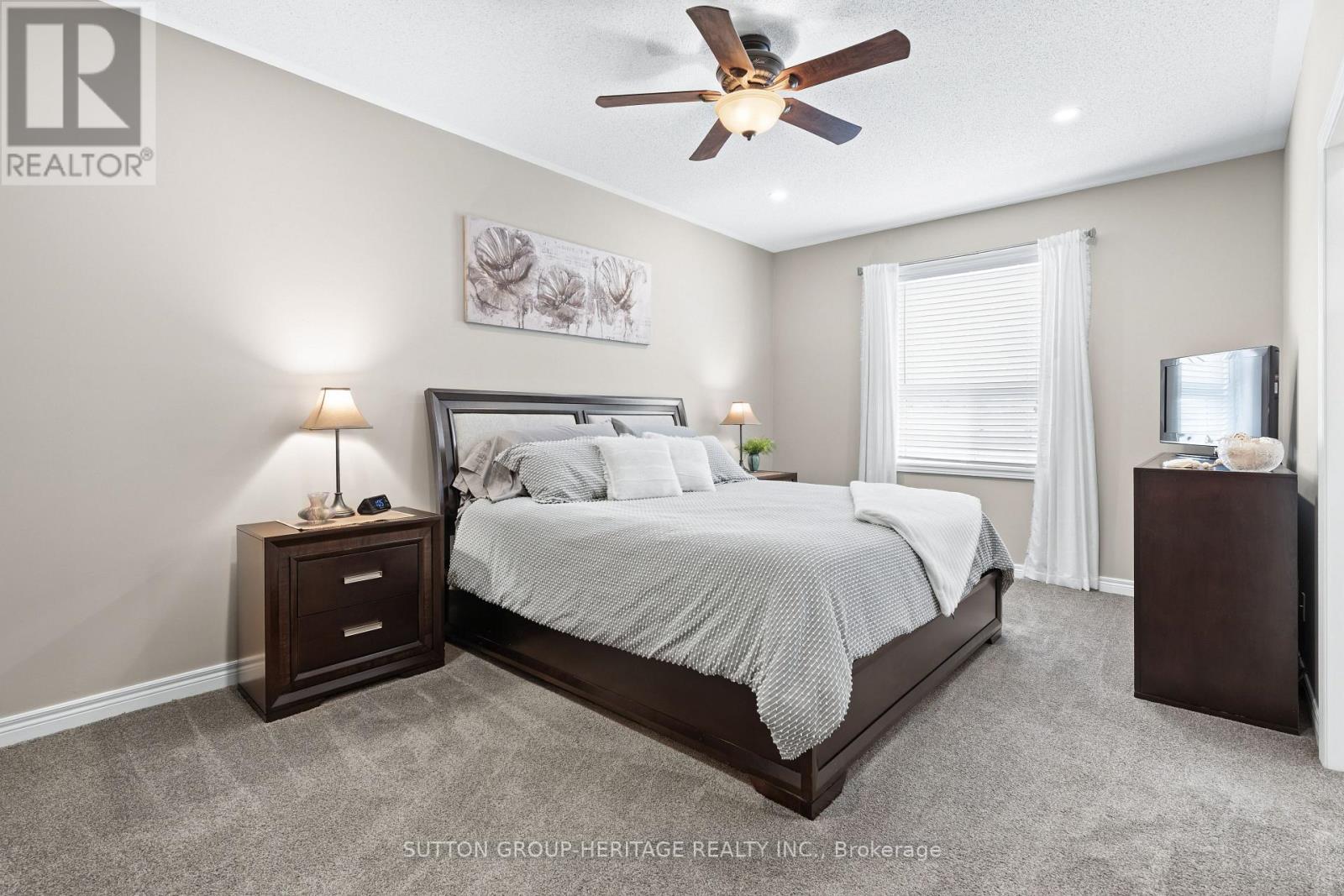 27 Kimberly Drive, Whitby, Ontario  L1M 1K5 - Photo 24 - E13548156