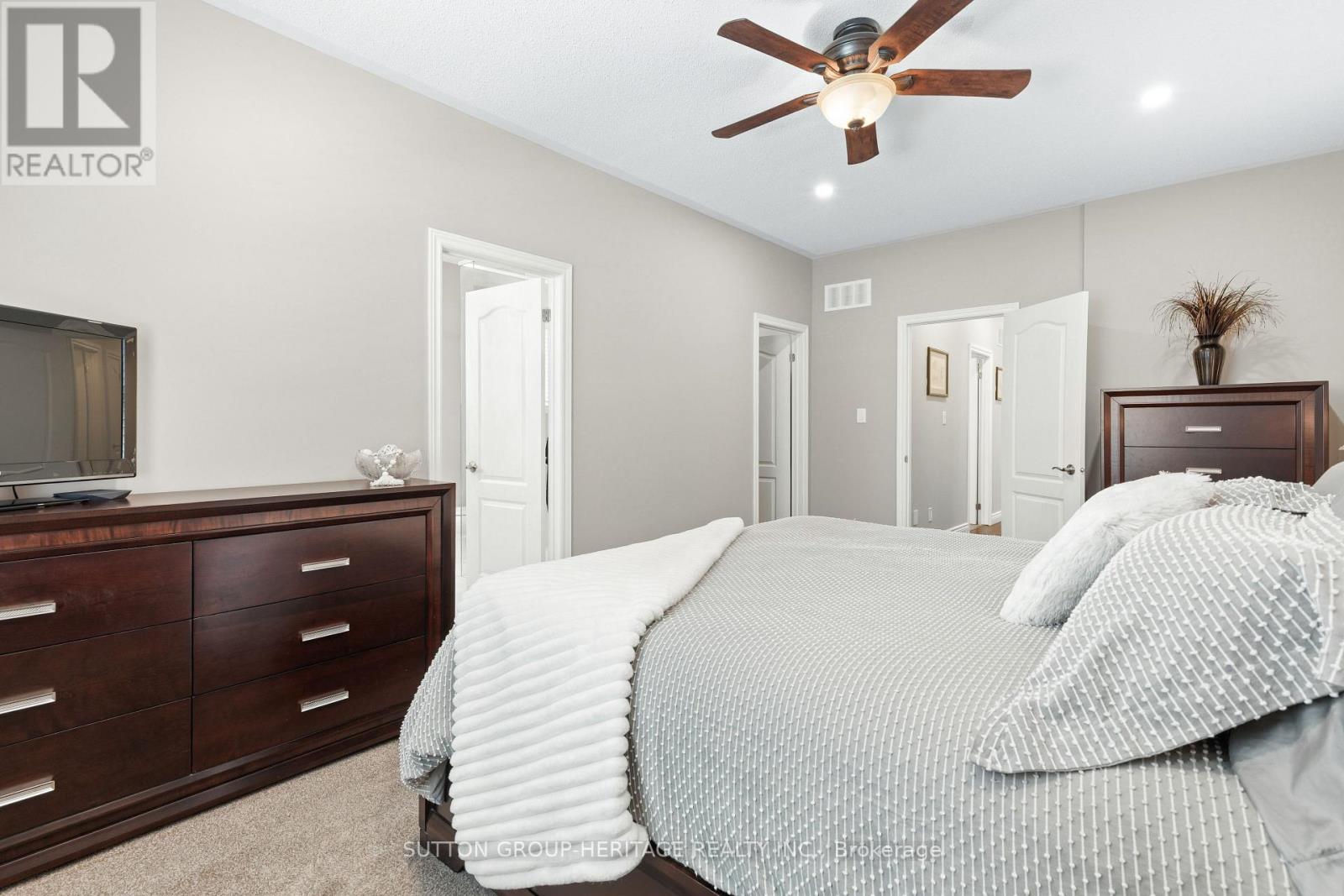 27 Kimberly Drive, Whitby, Ontario  L1M 1K5 - Photo 25 - E13548156