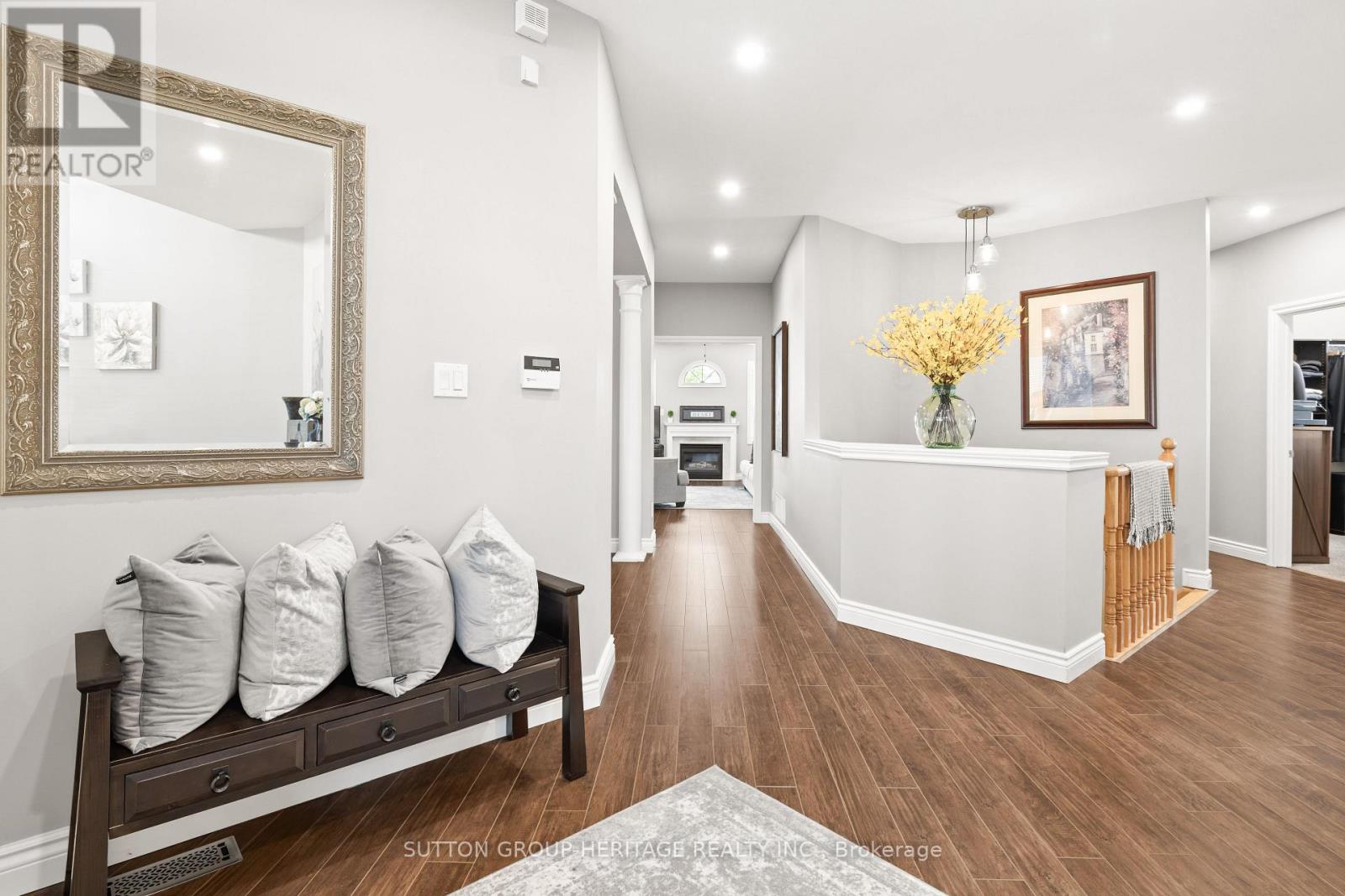 27 Kimberly Drive, Whitby, Ontario  L1M 1K5 - Photo 6 - E13548156