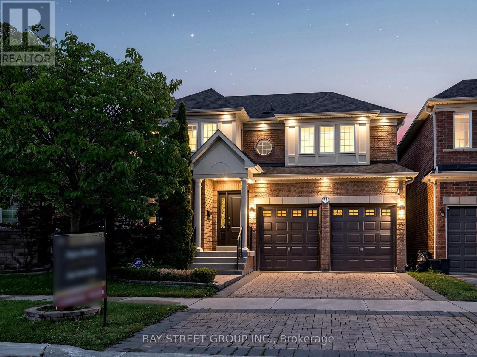 27 Wagon Wheel Crescent, Richmond Hill, Ontario  L4E 5E8 - Photo 2 - N13548250