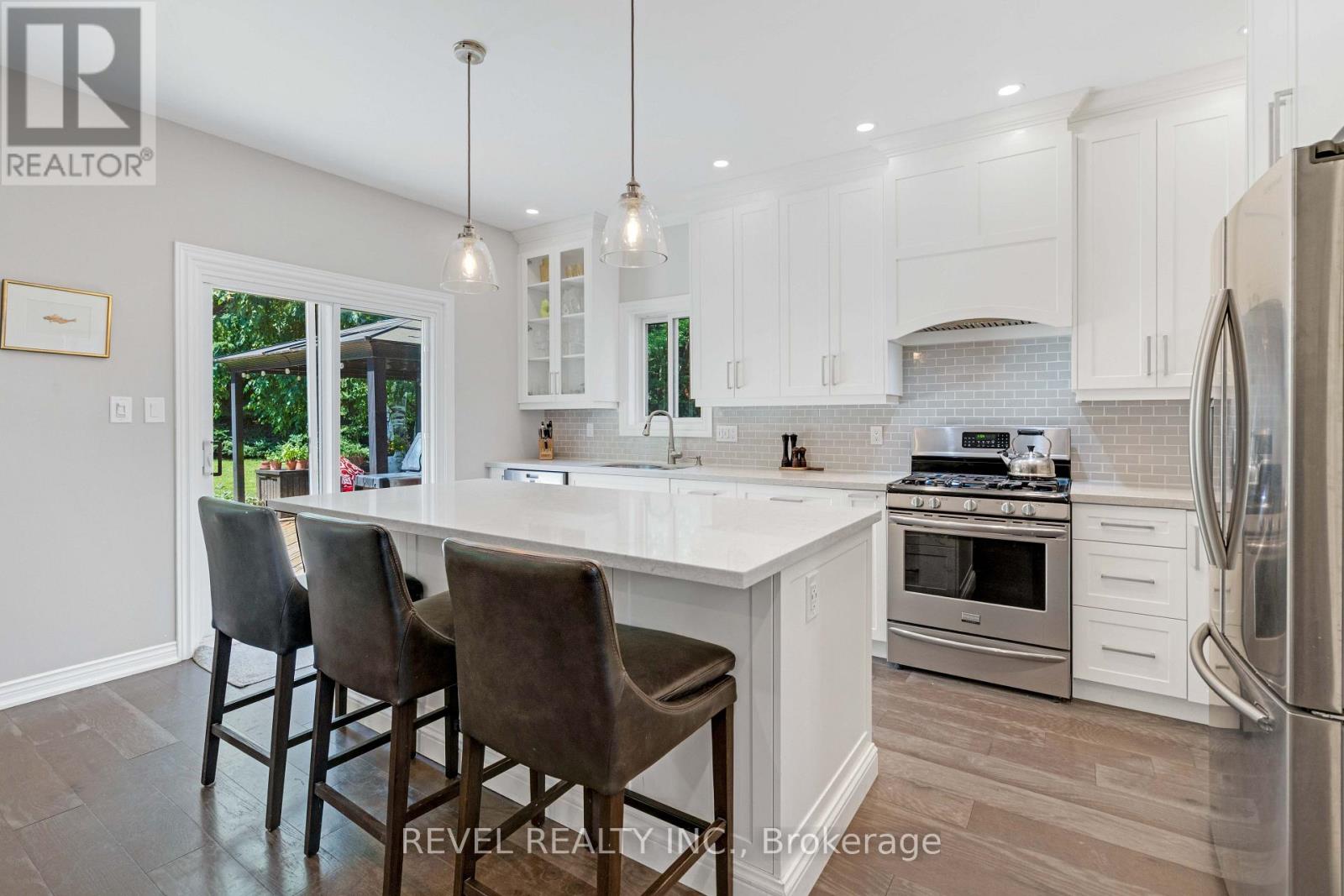 83 Depeuter Crescent, Bradford West Gwillimbury, Ontario  L3Z 3A2 - Photo 10 - N13548286