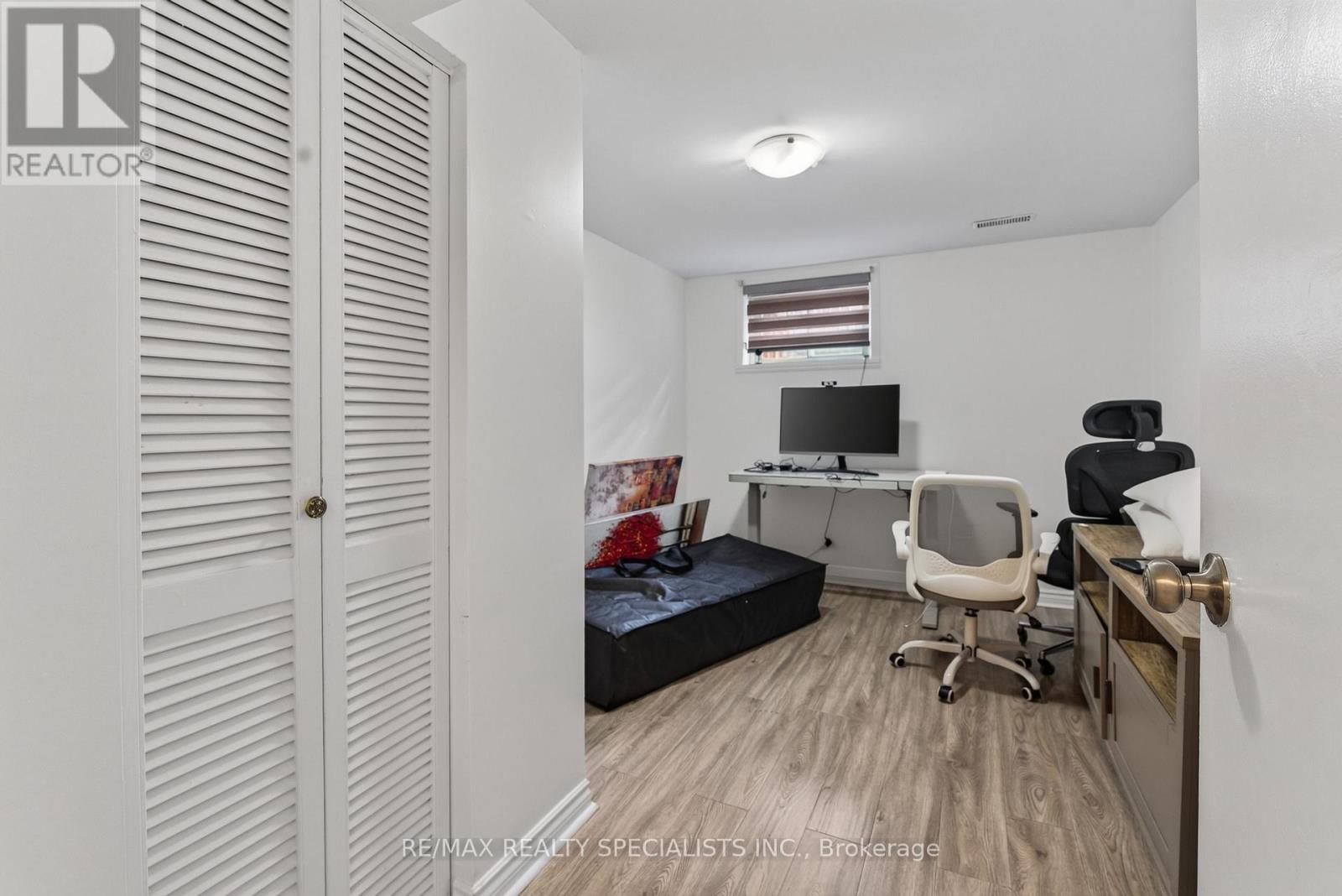 94 Eringate Drive, Toronto, Ontario  M9C 3Z6 - Photo 33 - W13548092