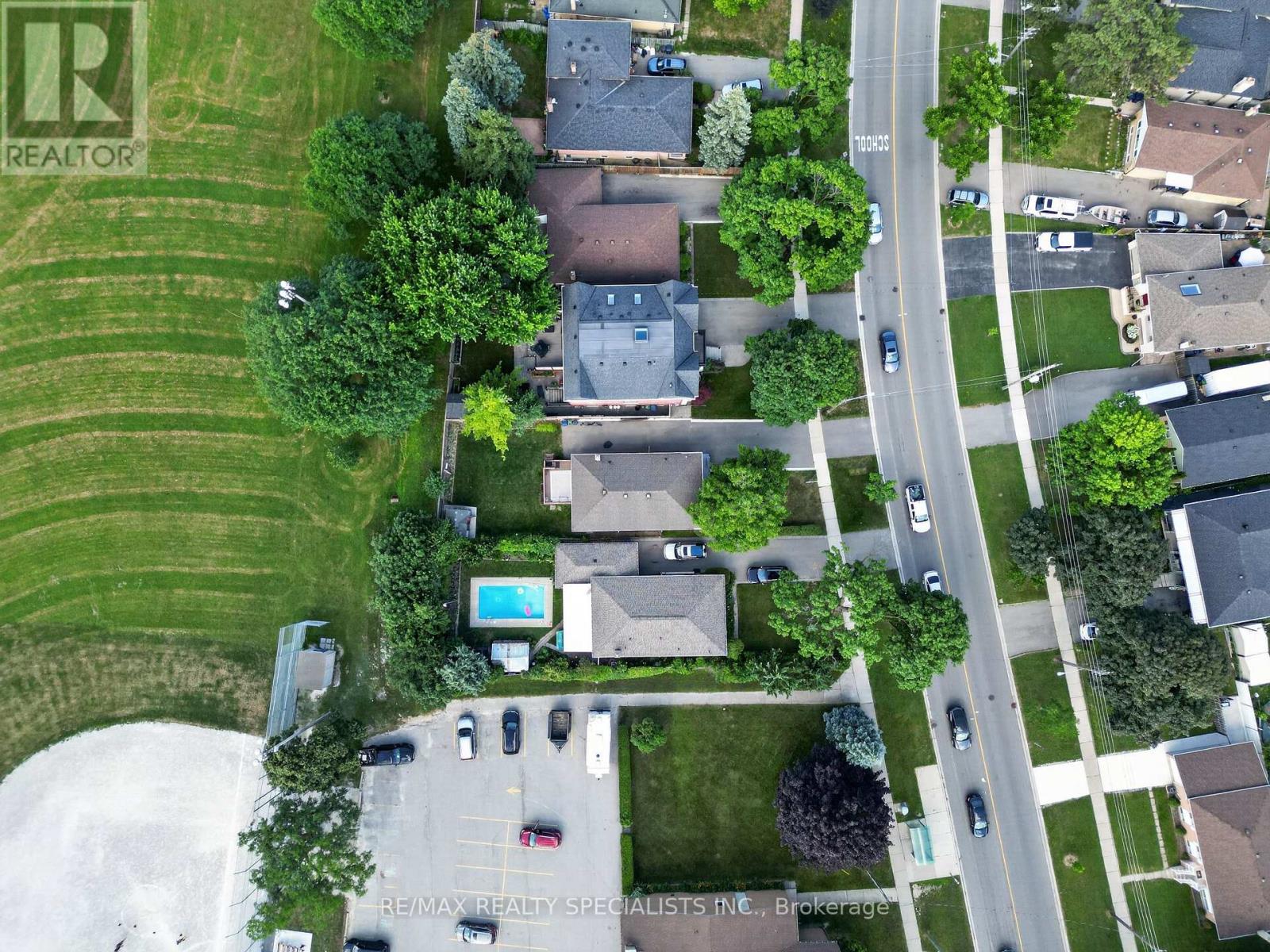 94 Eringate Drive, Toronto, Ontario  M9C 3Z6 - Photo 48 - W13548092