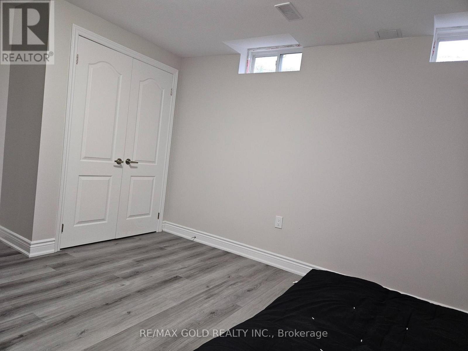 Bsmt - 29 Seastar Road, Brampton, Ontario  L6Y 0P1 - Photo 10 - W13548192