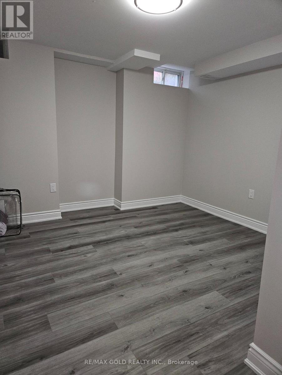 Bsmt - 29 Seastar Road, Brampton, Ontario  L6Y 0P1 - Photo 11 - W13548192