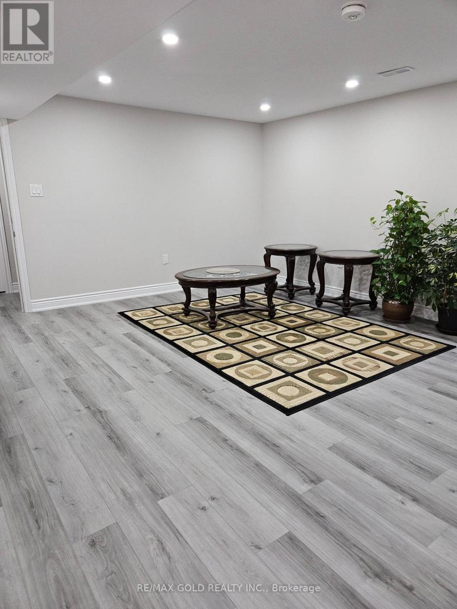 Bsmt - 29 Seastar Road, Brampton, Ontario  L6Y 0P1 - Photo 4 - W13548192