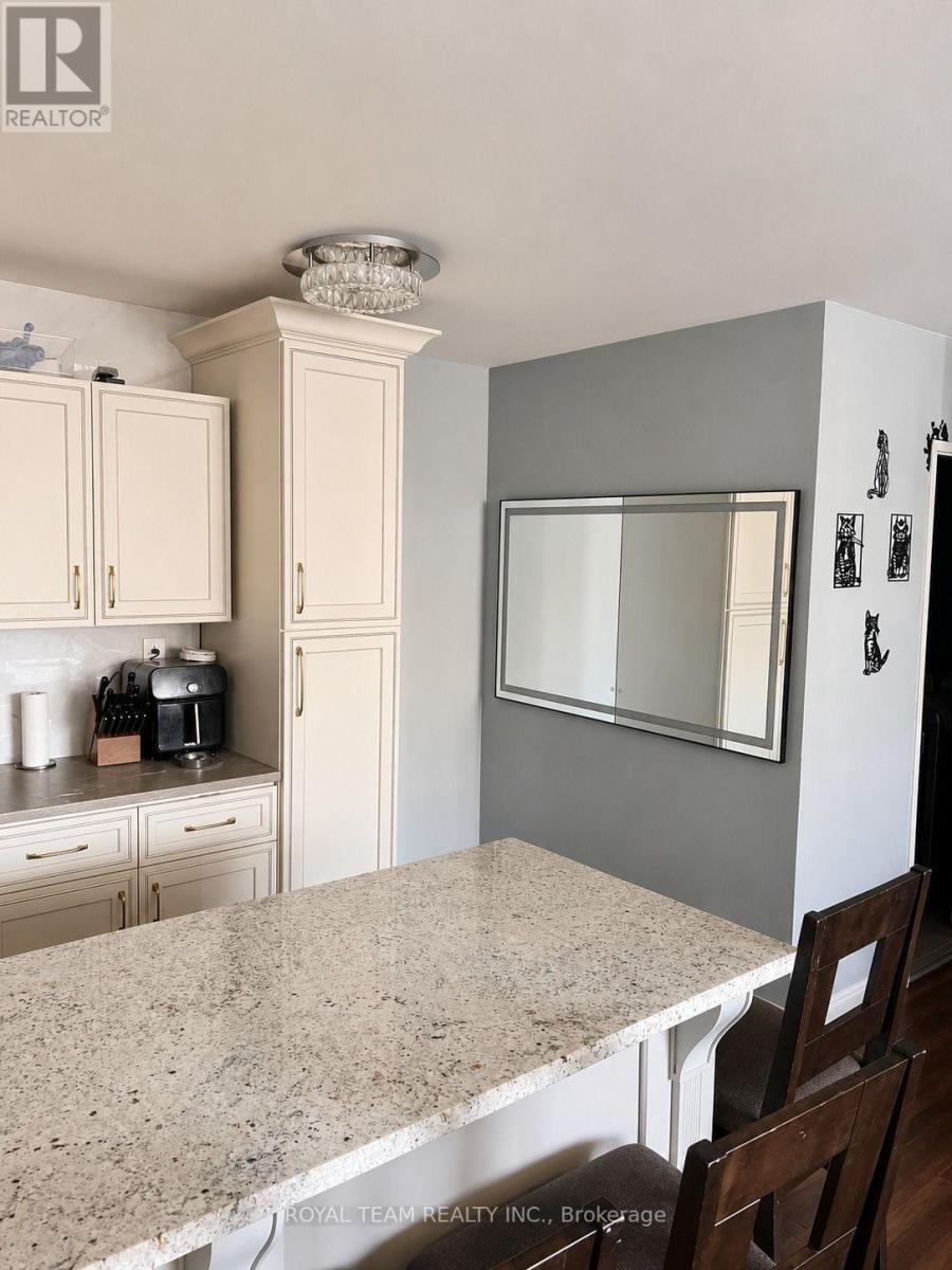 1902 - 330 Dixon Road, Toronto, Ontario  M9R 1S9 - Photo 12 - W13548272