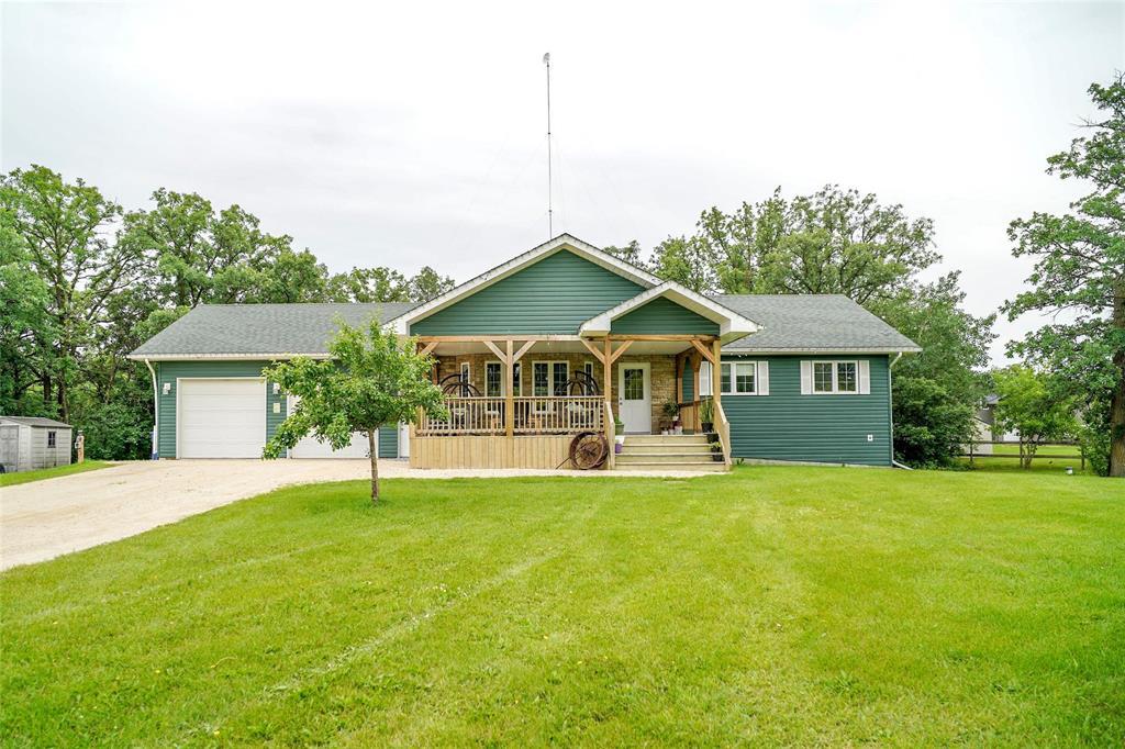 24 South Ridge Drive, Grunthal, Manitoba  R0A 0R0 - Photo 0 - 202616212