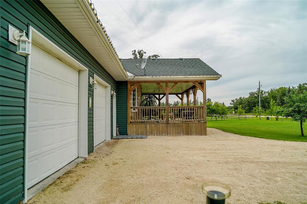 24 South Ridge Drive, Grunthal, Manitoba  R0A 0R0 - Photo 5 - 202616212