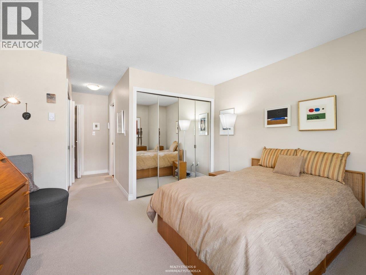 2419 W 1ST AVENUE, Vancouver, British Columbia