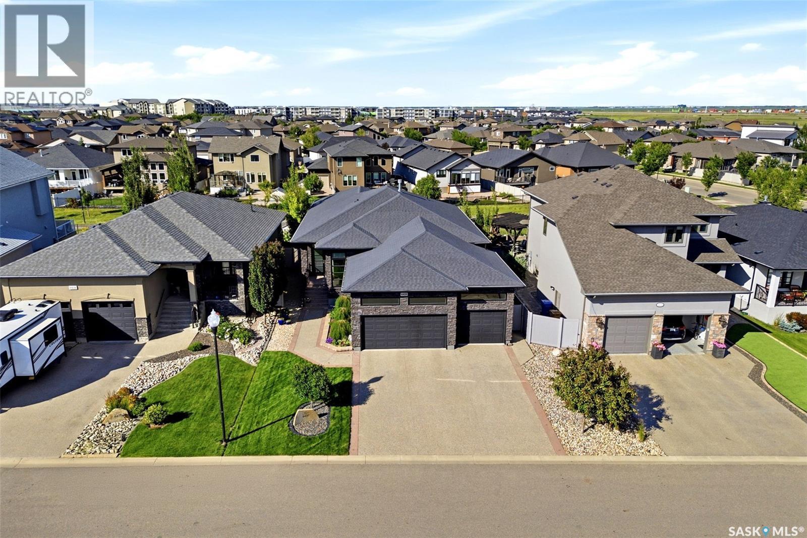 4410 Sage CRESCENT E, Regina, Saskatchewan