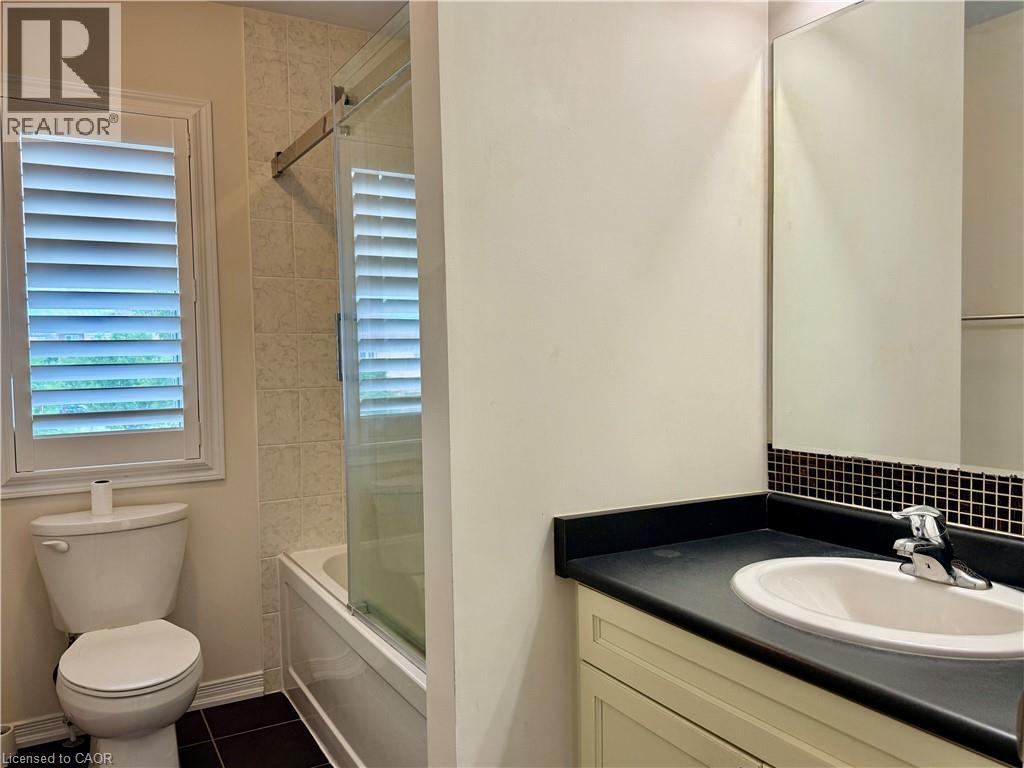 386 Apple Hill Crescent, Kitchener, Ontario  N2R 0E8 - Photo 19 - 40847016