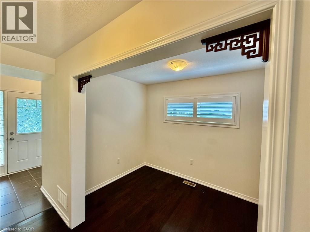 386 Apple Hill Crescent, Kitchener, Ontario  N2R 0E8 - Photo 6 - 40847016