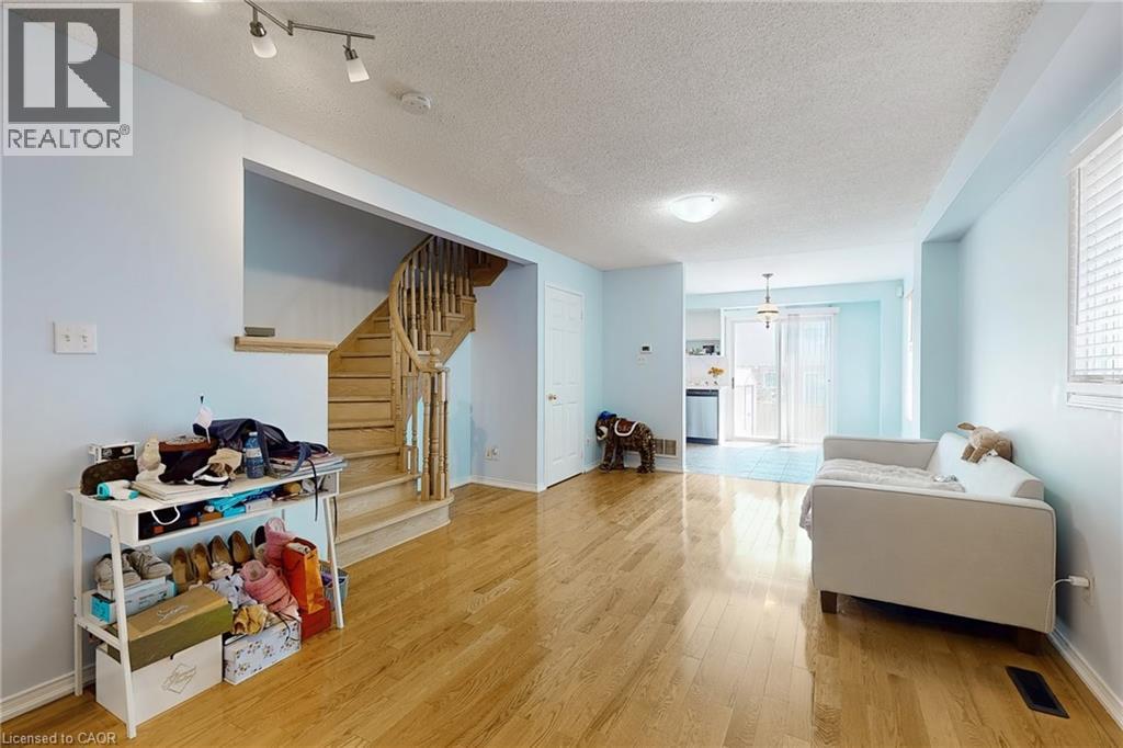 5134 Des Jardines Drive, Burlington, Ontario  L7L 6L7 - Photo 6 - 40847017