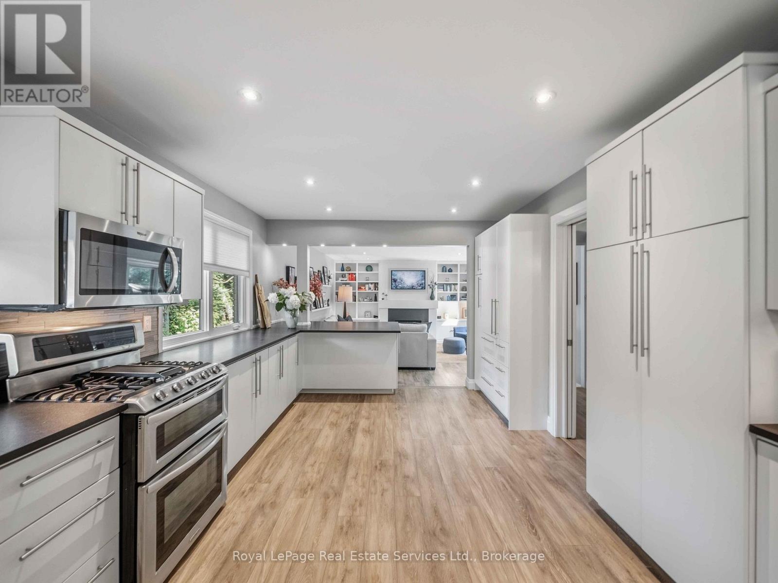 1179 Carey Road, Oakville, Ontario  L6J 2E3 - Photo 17 - W13548392