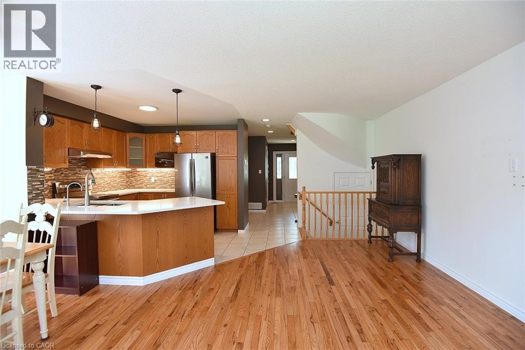 121 Foxborough Drive, Ancaster, Ontario  L9G 4Z1 - Photo 16 - 40845644