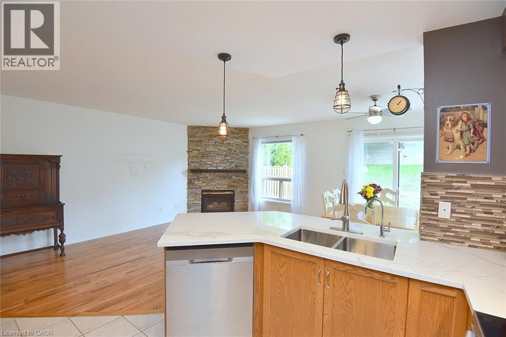 121 Foxborough Drive, Ancaster, Ontario  L9G 4Z1 - Photo 24 - 40845644