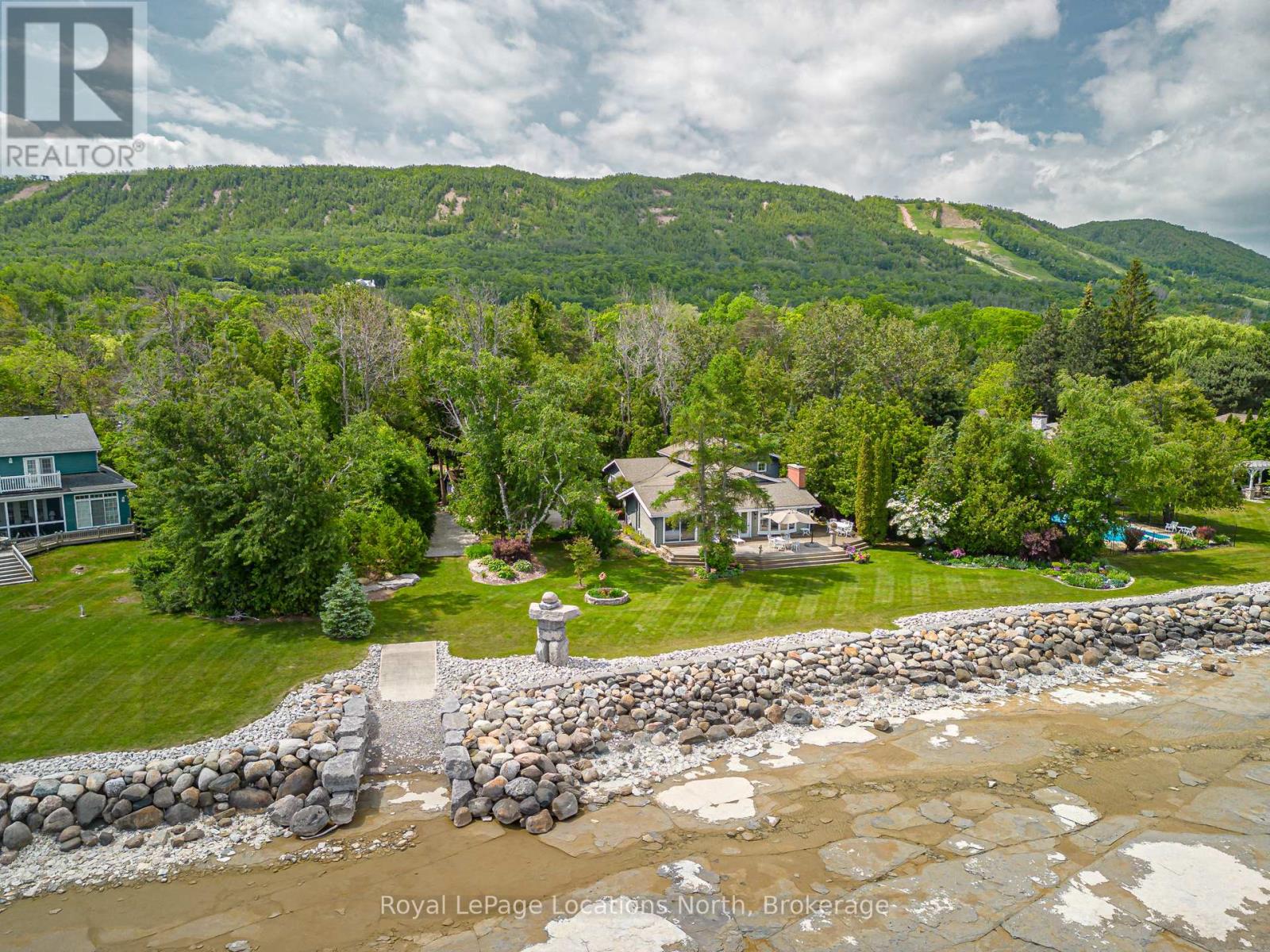 209297 26 Highway W, Blue Mountains, Ontario  L9Y 3Z2 - Photo 2 - X13548314