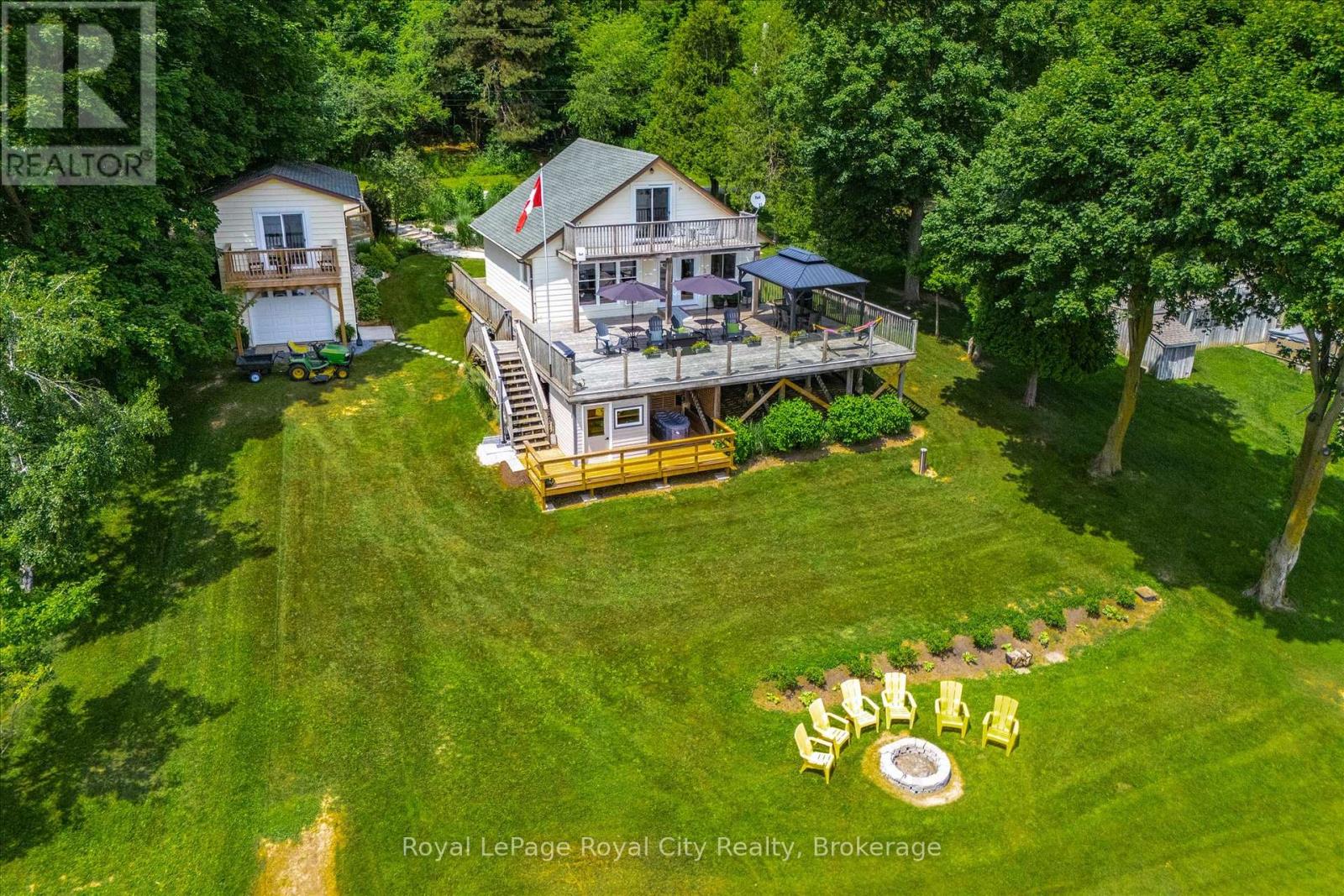 614 ROAD 6 EAST ROAD, Mapleton, Ontario