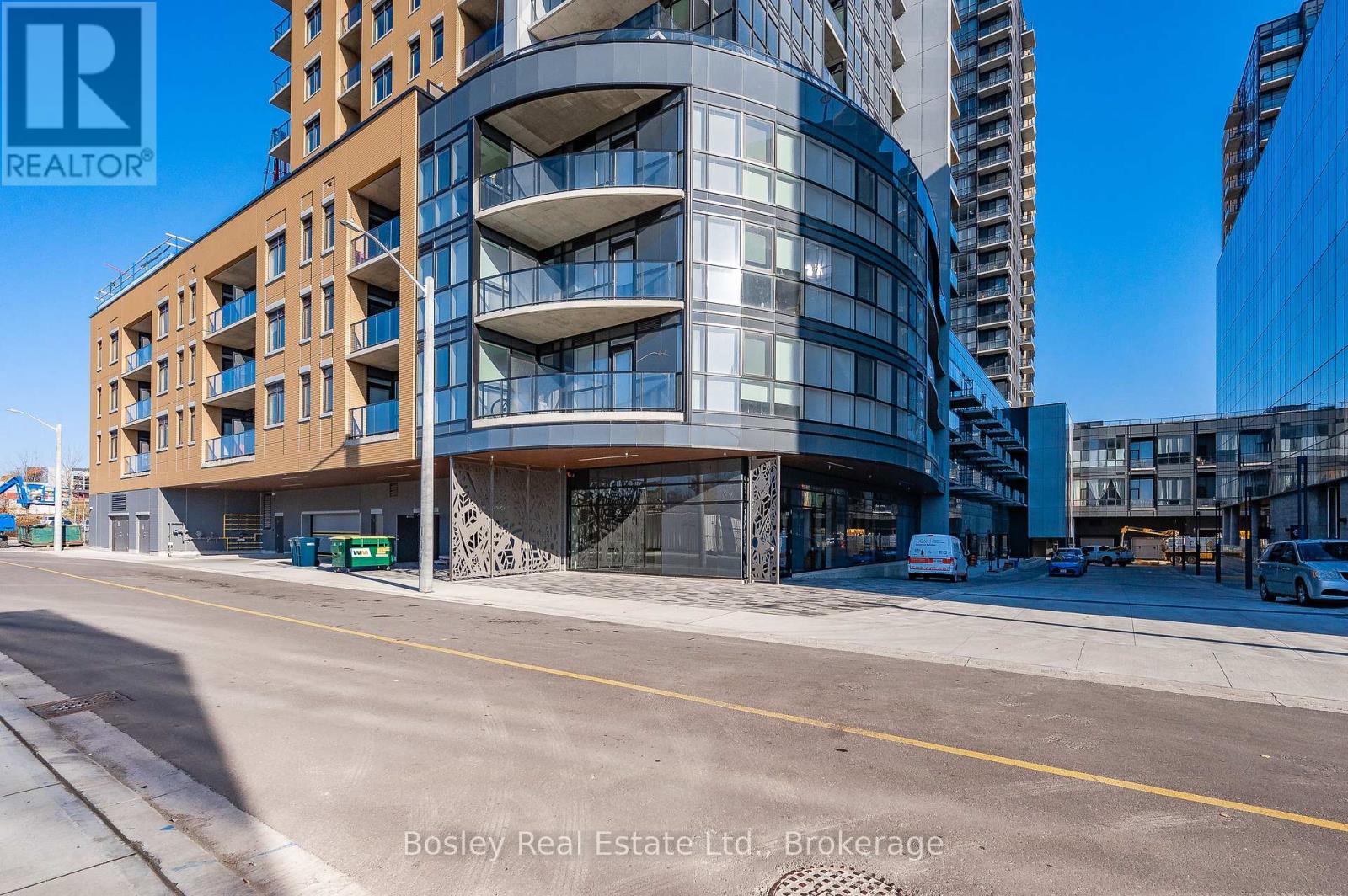 1307 - 108 Garment Street, Kitchener, Ontario N2G 0E2 - Photo 2 - X13548658