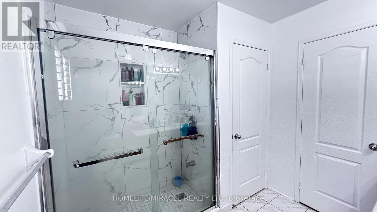 14 Unsworth Crescent, Ajax, Ontario  L1T 4Y2 - Photo 15 - E13548684
