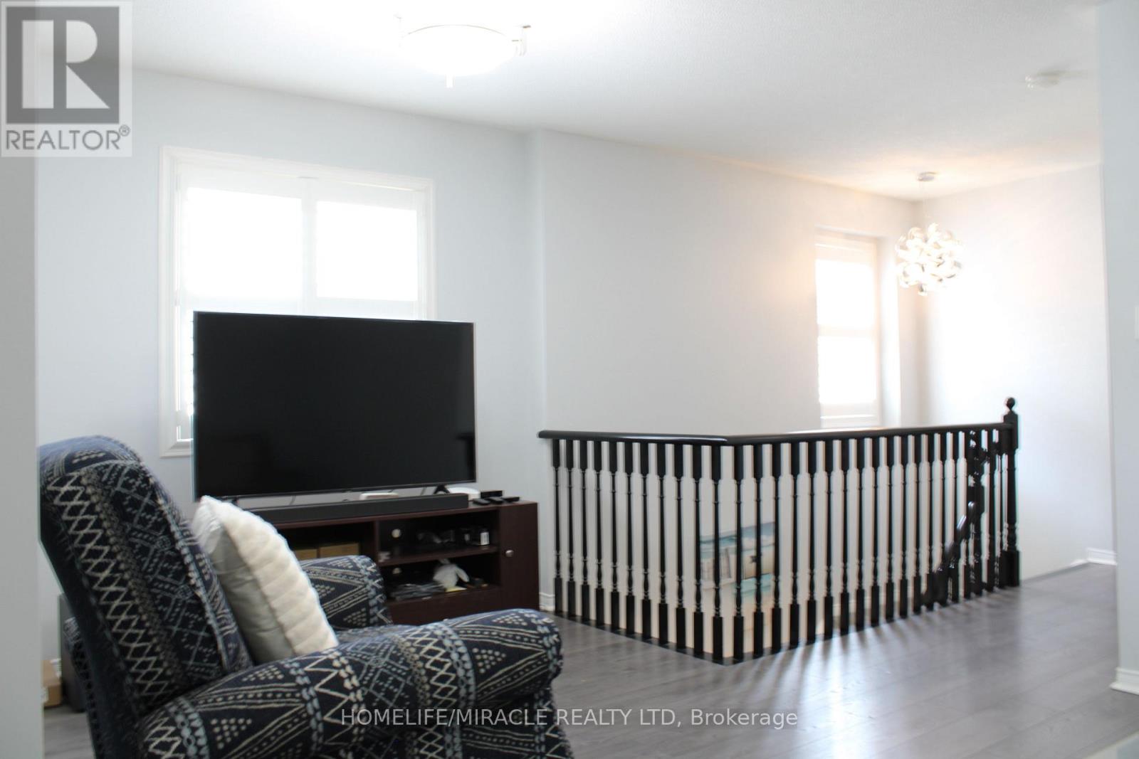 14 Unsworth Crescent, Ajax, Ontario  L1T 4Y2 - Photo 18 - E13548684