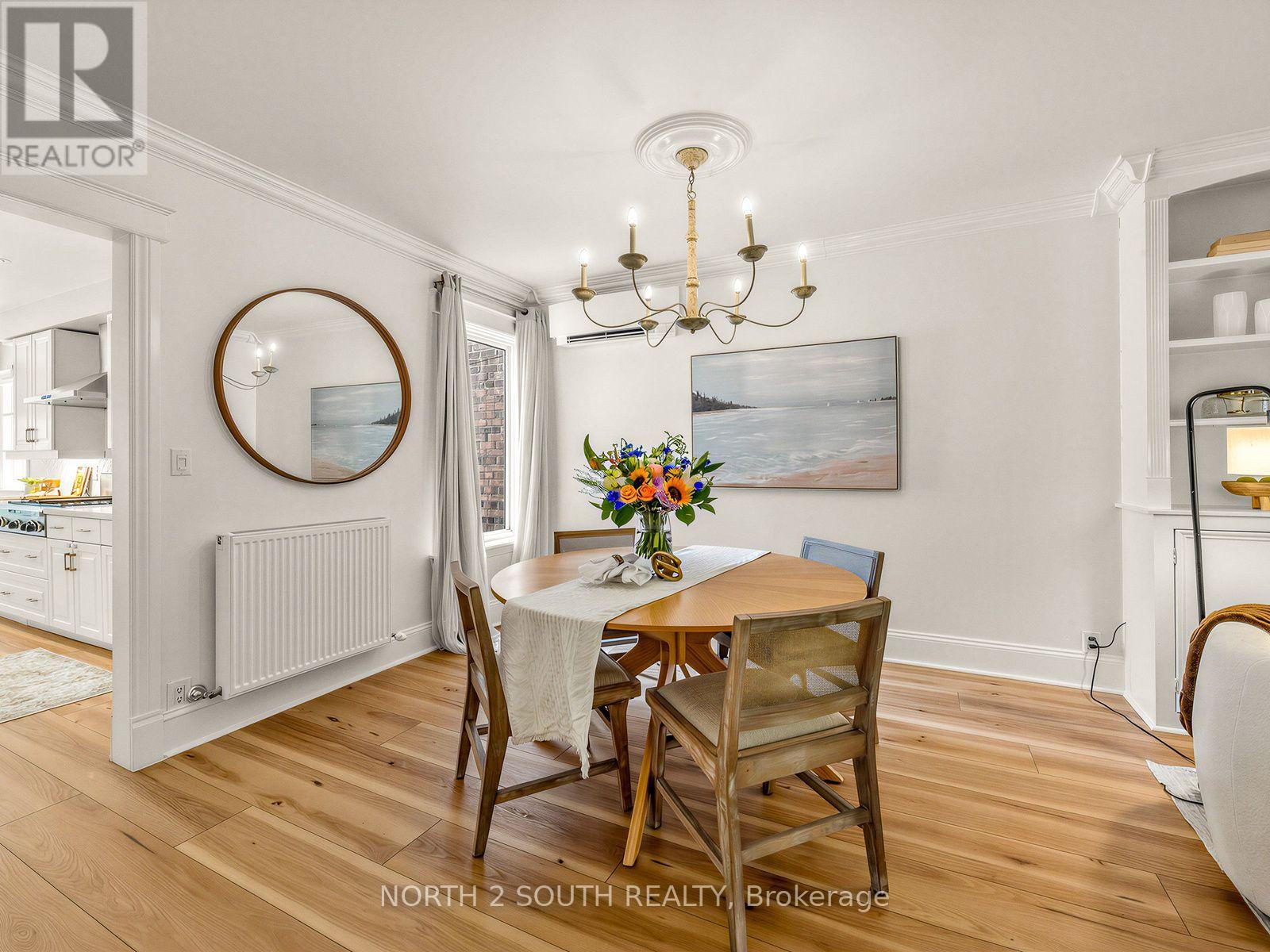 47 Bellefair Avenue, Toronto, Ontario  M4L 3T7 - Photo 14 - E13548692