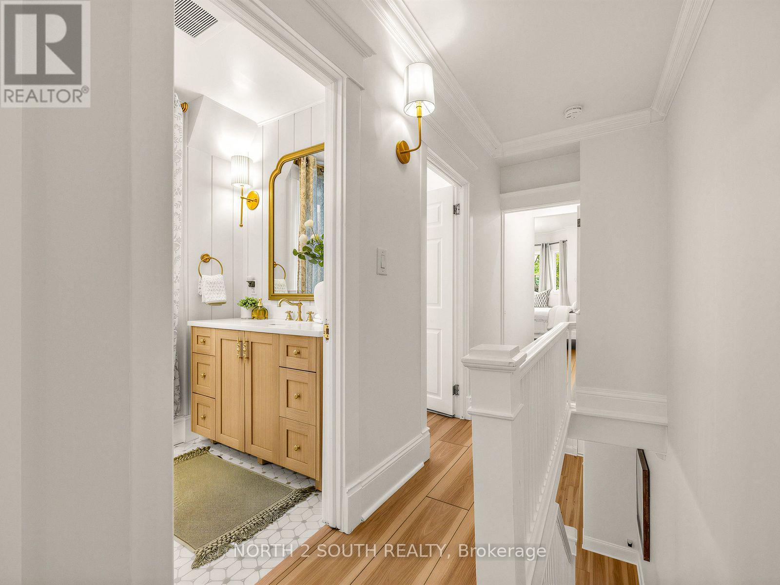 47 Bellefair Avenue, Toronto, Ontario  M4L 3T7 - Photo 27 - E13548692