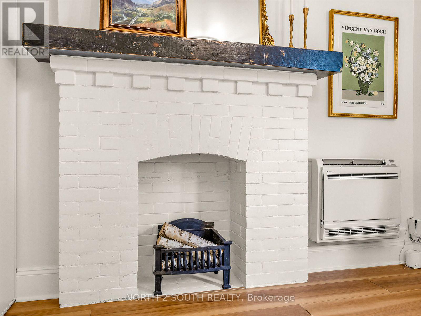 47 Bellefair Avenue, Toronto, Ontario  M4L 3T7 - Photo 30 - E13548692