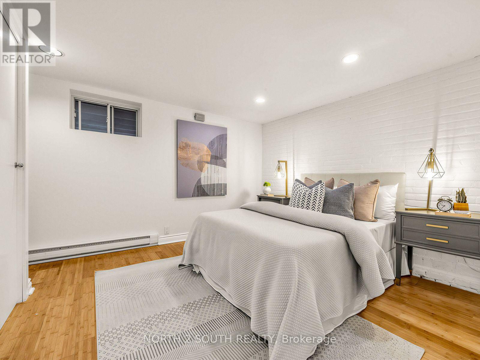 47 Bellefair Avenue, Toronto, Ontario  M4L 3T7 - Photo 44 - E13548692