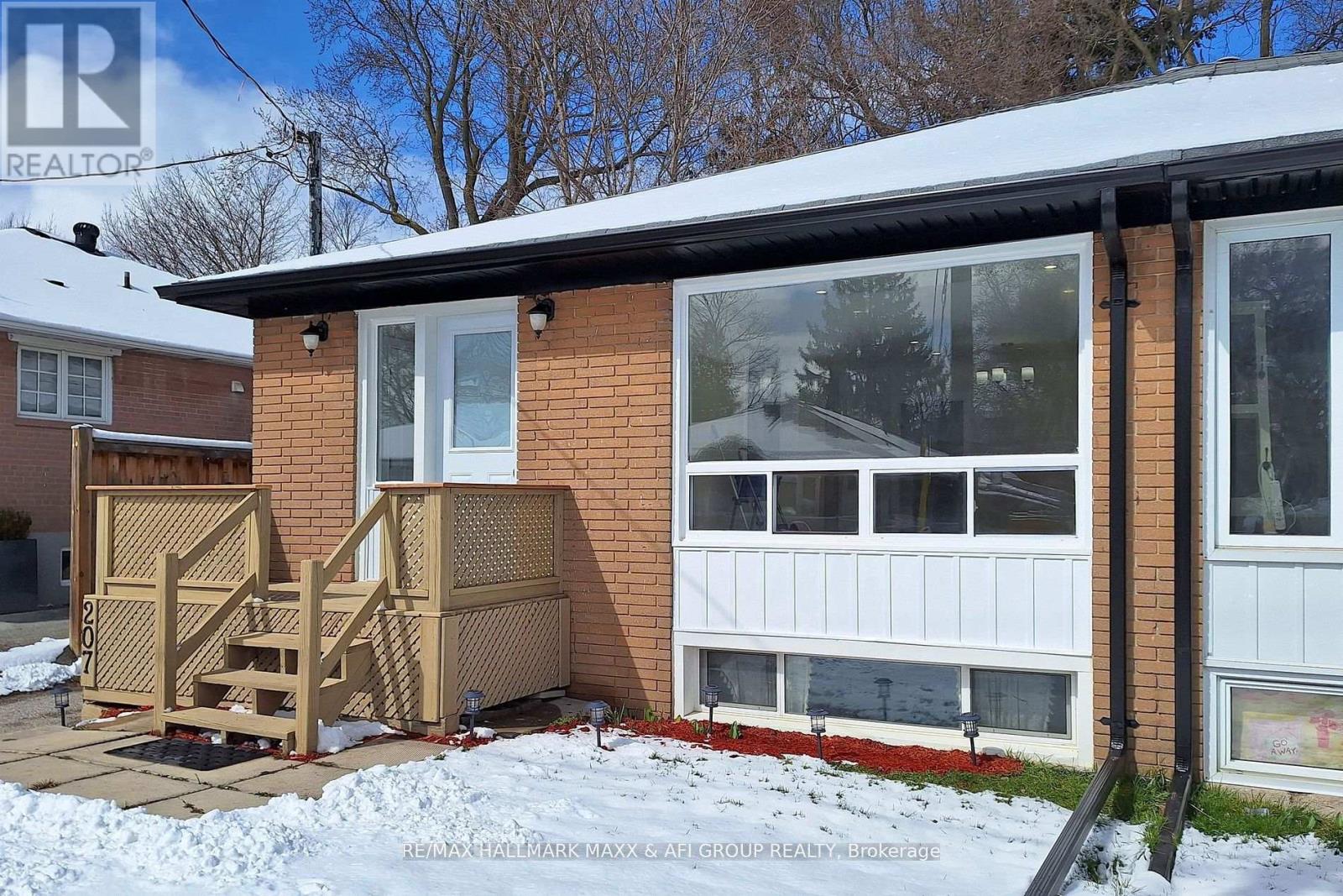 Main - 207 Septonne Avenue, Newmarket, Ontario  L3Y 2W5 - Photo 1 - N13548458